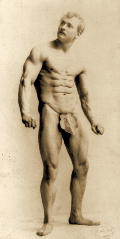 Eugen Sandow in classical ancient Greco-Roman pose by Napoleon Sarony